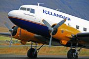 Icelandair         275 