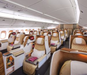  Emirates      Boeing 777-200LR.