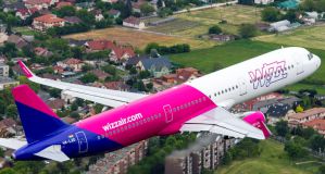   Wizz Air      .