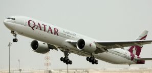  Qatar Airways        .