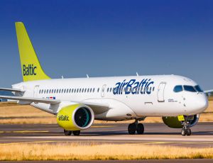  airBaltic      Airbus A220.