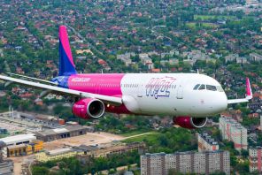  Wizz Air         .