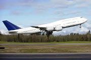 Lufthansa    Boeing 747-800.