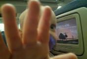 В самолетах российских авиакомпаний могут появиться камеры