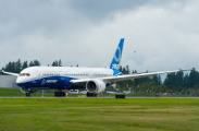 Самолет Boeing 787-9 Dreamliner совершил первый международный перелет