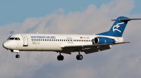         Fokker 100.