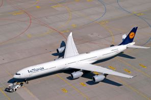 Lufthansa       Airbus A340-600.