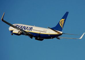  Ryanair     1    .