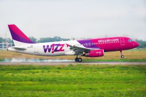  Wizz Air       -